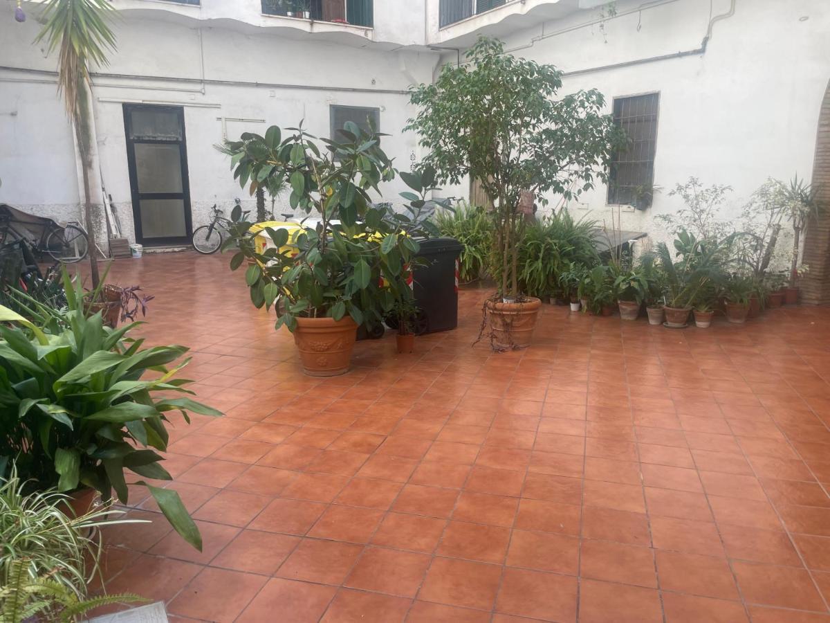 Be Your Home - Grazioso Monolocale Tra Porto E Stazione Civitavecchia Exterior foto